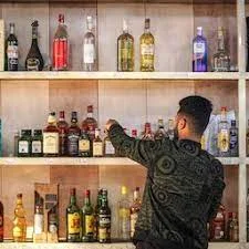 ممنوعیت واردات مشروبات الكلی در عراق